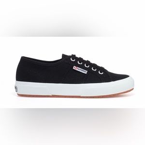 NWT Superga 2750 Cotu Classic Black Canvas. USA Women 9 USA Male 7.5